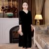 Novo Estilo de Outono Vestido de Veludo Dourado Elegante e Nobre com Decote em V Banquete de Casamento Vestido de Mãe Venda Direta da Fábrica Atacado