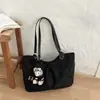 Bolsa estilosa e prática de grande capacidade para mulheres, novo modelo 2026, bolsa de ombro leve e versátil, adequada para estudantes universitários usarem nas aulas, bolsa tote