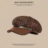 Boina con Estampado de Leopardo Estilo Millennial Spice Girl para Mujer Sombrero Octagonal Retro Americano para Cabeza Grande Muestra Cara Pequeña Gorra de Periodista Boina de Pintor