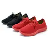 Fabrica una generación de zapatillas deportivas casuales de moda para mujer, suela suave, ligeras, transpirables, zapatos para madre, zapatos de baile