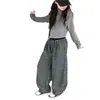 Conjunto Casual de Dos Piezas para Niñas, Atuendo Sencillo de Otoño con Sudadera con Cremallera y Pantalones, para Niños Mayores con un Toque de Lujo