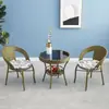 Mesa redonda pequeña, juego de tres sillas redondas con un diseño similar al ratán, juego de mesa y silla pequeño de estilo nuevo, combinación de mesa y silla de té para balcón