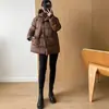 Jiangnan Home 25 Outono/Inverno Novo Acolchoado de Alta Qualidade Estiloso Novo Estilo Chinês Tipo Fofo 90% Penugem de Pato Branco Jaqueta Curta de Penugem para Mulheres