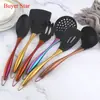 Conjunto de Utensílios de Cozinha de Silicone em Aço Inoxidável de Sete Peças, Resistência a Alta Pressão, Não Deformável, Ferramentas de Cozinha Coloridas Revestidas de Titânio, Colher e Espátula para Cozinhar