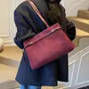 Bolso de Axila de Terciopelo de Piel de Ciervo para Mujer 2025 Nuevo Bolso Tote de Gran Capacidad Diseño de Nicho Versátil para Viajar Bolso de Hombro