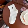 Nuevos Calcetines Cortos Rojos de Algodón Bordados de Dibujos Animados Estilo Coreano Ins para Primavera y Verano Versátiles Casuales Borde Fruncido Calcetines para Niñas