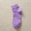 Calcetines de primavera y verano calcetines de tubo para mujer finos ins calcetines de moda color liso base de algodón absorbentes del sudor transpirables de malla calcetines casuales para deportes
