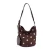 Bolso de mano único de lunares para mujer, bolso tote pequeño exquisito y súper popular, nuevo bolso de hombro versátil de moda 2026, bolso tipo cubo personalizado