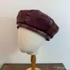 Chapéu Boina de Couro PU Estilo Britânico Retrô com Camurça Costurada Chapéu de Pintor Retrô Literário Elegante Chapéu Boina da Moda