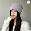 Bonito gorro posparto, adecuado para usar al dormir, diseñado para mujeres embarazadas con cabezas más grandes, proporciona protección contra el viento y tiene un diseño elegante y de alta calidad.