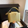 Moda Tendência Casual Estiloso Personalidade Texturizado Feminino Ombro Único Transversal Simples 2025 Outono Novo Pequena Bolsa Quadrada