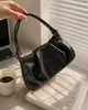 2026 Nova Bolsa Plissada Francesa Tendência para Axila Feminina Superfície Macia Bolsa de Ombro Único Estilosa Nicho Bolsa Nuvem Toque de Alto Padrão