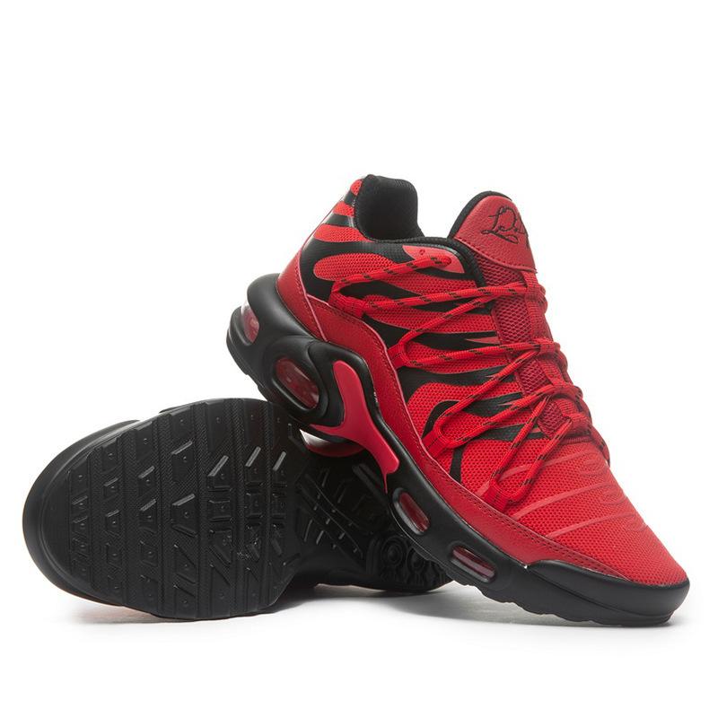 男鞋大码飞织运动鞋透气
