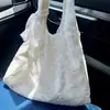 Estilo Commuter Fresco e Simples Vibe Preguiçosa Bolsa de Axila Bolsa de Tecido de Renda Tendência Estilo Coreano Grande Capacidade Bolsa Tote de Ombro Floral para Mulheres