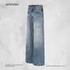 Calça jeans destroyed com patches rasgados, estilo streetwear americano masculino, calça longa solta de perna larga, calça reta color-block, dad jeans