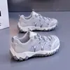 Otoño 2026 Nuevo Estilo Coreano Zapatos de Padre de Suela Gruesa para Mujer Versátiles Ligeros Hacen que los Pies Parezcan Más Pequeños Zapatos Deportivos Casuales Ai2022