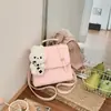2026 Nueva Bolso Cruzado de Hombro Único de Moda Simple Elegante Mochila Retro de Nicho Mochila de Mano para Mujer Mochila para Estudiantes
