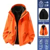 Camello mismo estilo conjunto de dos piezas tres en uno a prueba de viento impermeable para mujer chaqueta de ropa de montañismo para hombre otoño e invierno baja estatura 26