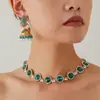 Nuevo Diseño de Nicho Incrustado con Pedrería Joyería Estilo Étnico Retro Lujo Ligero Collar Pendientes Juego de Collares de Alta Gama