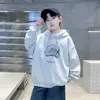 Tamanhos Médio e Grande para Meninos 2026 Nova Blusa de Moletom com Capuz Estampada de Manga Longa Tendência Cool Outono Casual Bonito Moda Top