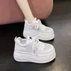 Zapatos Blancos de Suela Súper Gruesa para Aumentar la Altura para Mujer 2025 Nuevo Otoño Malla Transpirable Zapatos de Mujer Ligeros Versátiles Casuales Zapatos de Plataforma