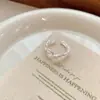 Anillo de Flor Hueca para Mujer, Popular en Xiaohongshu, Apilable, Anillo Abierto Elegante y con Estilo, Estilo Coreano, Anillo Único para el Dedo Índice, Moderno