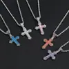 Colar Personalizado Europeu e Americano de Cruz de Zircônia Colorida para Homens, Pingente de Cruz de Zircônia Totalmente Cravejado Hip-Hop, Joias de Colar Transfronteiriças para Mulheres, Versátil