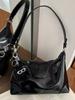 Bolsa de Empanada Plegada Estilo Coreano Bolsa Oscura Fresca para Motocicleta 2025 Nueva Cuero Brillante de Gama Alta Simple Bolso de Hombro Cruzado