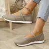 Zapatos Mary Jane simples casuales de estilo europeo y americano en stock para mujer, punta redonda, huecos, cómodos, de suela gruesa, zapatos de un solo color