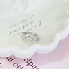 Pendientes de acero de titanio médico llamativos y de colores brillantes, pendientes de aleación de titanio, pendientes para la cicatrización de agujeros en las orejas de acero de titanio médico.
