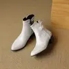 2024 Elegantes Zapatos Antiguos Hanfu Tacón Grueso Tacón Medio Botines Botas Martin Hebilla de Perla Botas Estampadas Cheongsam Botas de Comercio Exterior
