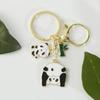 Lindo llavero de panda de bambú de dibujos animados de metal divertido estilo chino colgante creativo pareja regalos colgantes al por mayor