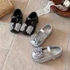 Zapatos Planos de Cuero para Niñas con Lazo de Pedrería Plateada, Estilo Princesa, Suela Suave, Antideslizantes, Versátiles, Estilo Primavera y Otoño, Zapatos Planos para Niños Pequeños