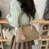 Bolsa de boliche retrô, bolsa de ombro feminina, novo estilo 2026, de alta qualidade, minimalista, bolsa de ombro, bolsa transversal, bolsa de mão