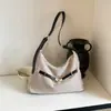 Bolso de hombro retro versátil y moderno para mujer 2026 nuevo modelo bolso cruzado de lujo ligero para el día a día bolso de axila elegante de gran capacidad