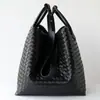 Bolso Colgante de Cesta Tejida de Cuero de Vaca Casual de Moda Sensación Holgada Gran Capacidad Alas Transformables Bolso Tote