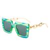 Primavera Nuevos Lentes de Sol de Montura Cuadrada Gafas de Moda Europeas y Americanas de Montura Grande Estilo Urbano Cadena Personalizada Gafas de Sol para Mujer