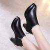 Botas Curtas Novas Outono e Inverno 2025 Salto Alto Salto Grosso Plataforma Impermeável Primavera e Outono Tamanho Grande 32-43 Botas Individuais Estilo Coreano Botas Nuas para Mulheres