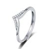 Anillo de circonita con diseño de princesa transfronteriza, con diseño de uñas densas y diamantes en forma de V para mujer, estilo europeo y americano.