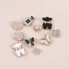 Venta Directa de FábricaAmuletos para Zapatos de Zanahoria Lindos Dibujos Animados Accesorios para Zapatos Hebillas Desmontables para Crocs