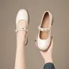 Sapatos Mary Jane Estilo Novo Primavera 2026 para Mulheres, Sapatos de Salto Grosso de Boca Rasa com Decoração de Pérolas, Sapatos de Couro Estilo Retro Gentil Francês
