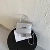 Bolso Pequeño Tipo Tote con Textura Retro para Mujer Estilo Nuevo 2026 Bolso Cuadrado Pequeño Simple Bolso Versátil de Hombro Cruzado para Teléfono Móvil