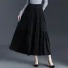 Saia Midi Evasê com Bolinhas da Moda para Mulheres, Nova Coleção Outono 2026, Cintura Alta, Cobre o Quadril, Longa, Fashion e Juvenil
