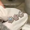 Brincos de Tarraxa Exquisitos de Zircônia Flor de Camélia para Mulheres, Pequenos, Elegantes, Versáteis, Elegantes, Design de Alta Qualidade