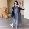 Conjunto estilo coreano para outono, modelo 2026, vestido único e bonito de suspensório xadrez sem mangas para mulheres baixinhas