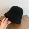 Chapéu de Pescador Tricotado com Retalhos de Lã de Alta Qualidade, Estilo Quente e Espesso para Outono e Inverno, Chapéu Vintage Estilo Abajur, Chapéu Boina Cúpula para Mulheres