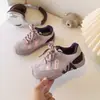 Zapatillas Deportivas para Niñas 2026 Primavera y Otoño Nuevas Antipatadas Zapatillas de Correr para Niños, Zapatos Casuales de Malla de Bloques de Color de Moda para Niños Grandes