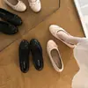 Sapatos femininos estilo doce com laço em padrão de losangos, coleção outono 2026, com aumento interno de altura, corte baixo, bico redondo, estilo sapatilha, sapatos de mãe