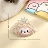 Corona de Dibujos Animados Oveja Pequeña Peluche Relleno de Algodón Broche Colgante Lindo DIY Accesorios para el Cabello Decoración Puesto de Regalos Accesorios Suministros