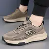 Novos Tênis Esportivos Casuais para Exterior 2026, Sapatos de Caminhada Confortáveis e Leves, Tênis de Corrida Modernos e Confortáveis de Malha e Couro para Homens